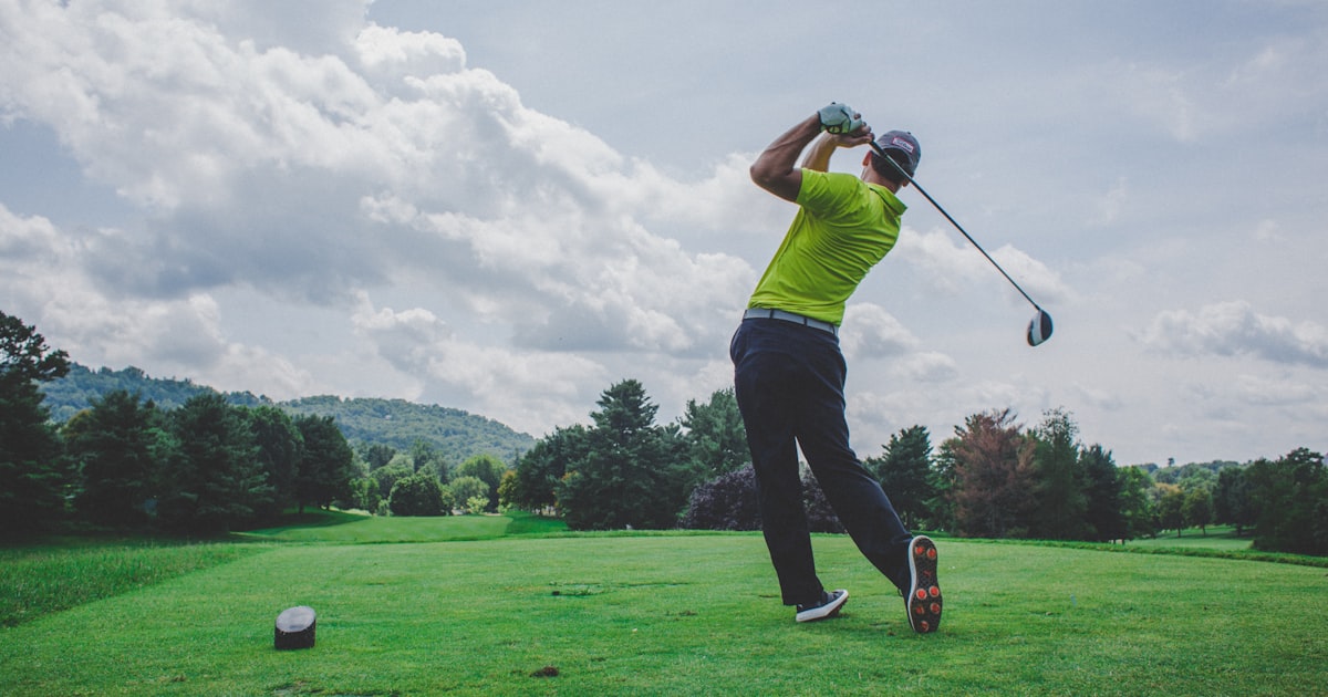 Golf course green fairway — Father's Day gifts