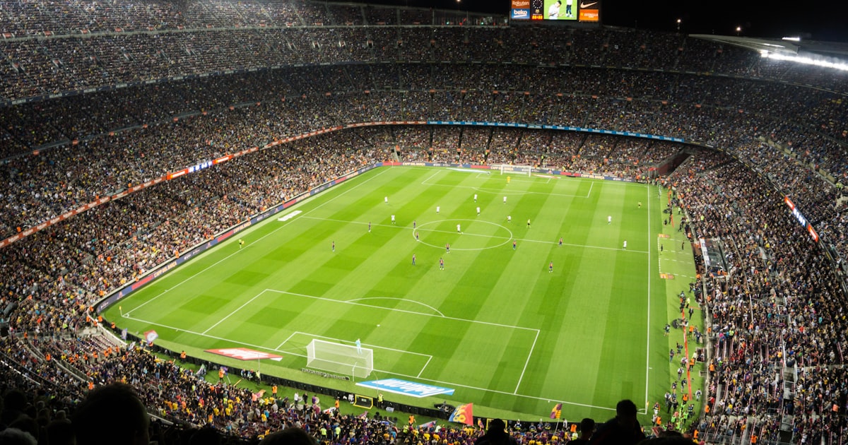 Best Credit Cards for the FIFA World Cup 2026: Flights, Hotels, Dining, and Lounge Access