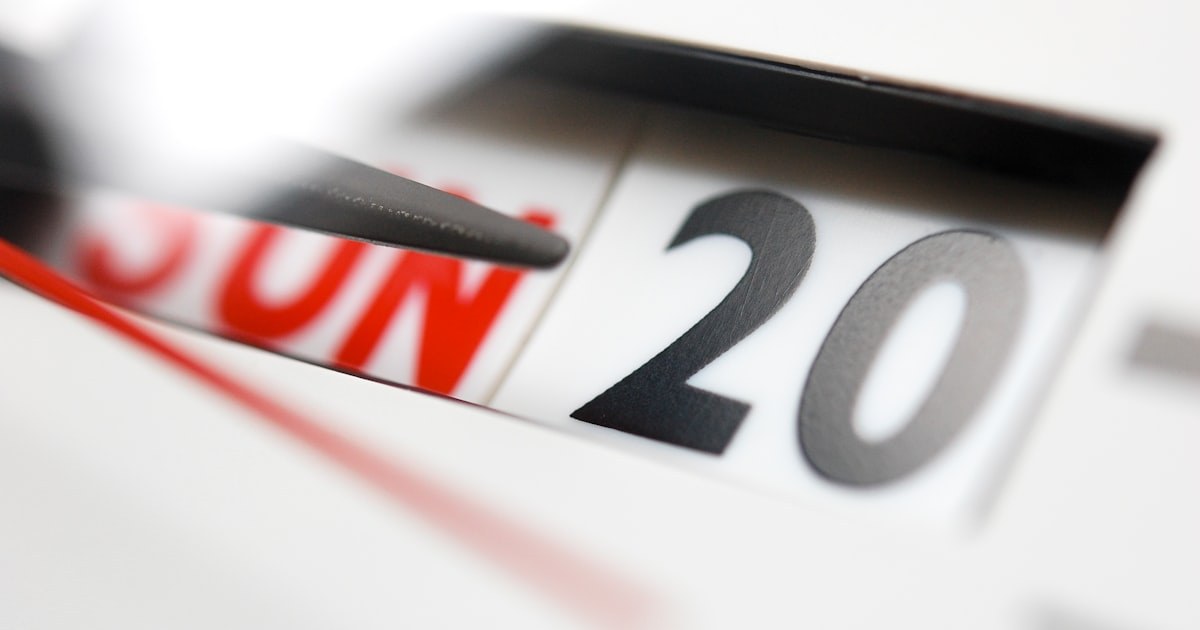 Credit Card Annual Fee Refund Rules by Issuer: The 30/37/60/90-Day Windows